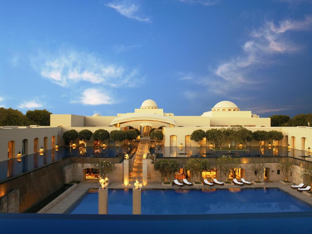 Trident, Gurugram